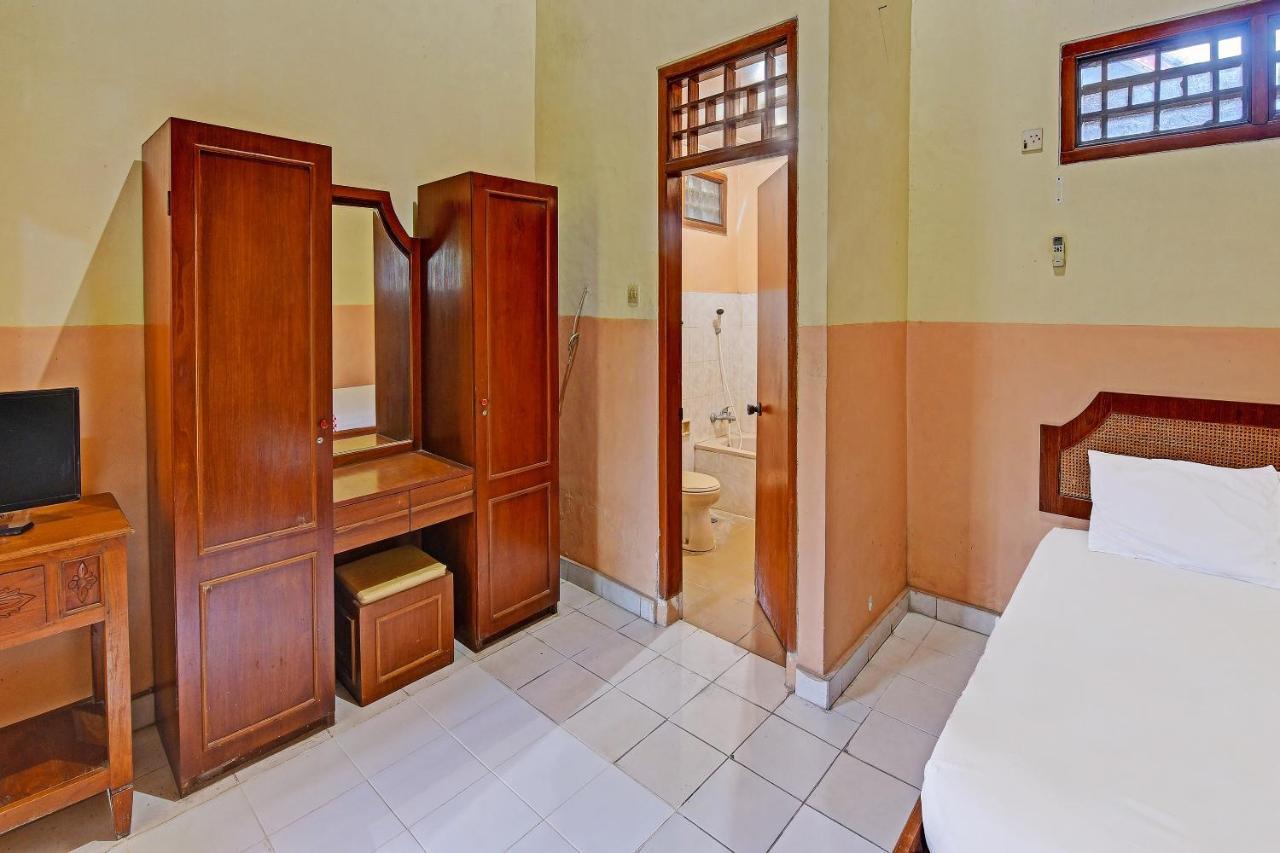 Oyo 91503 Hotel Gedong Ayu Near Sanur อูบุด ภายนอก รูปภาพ