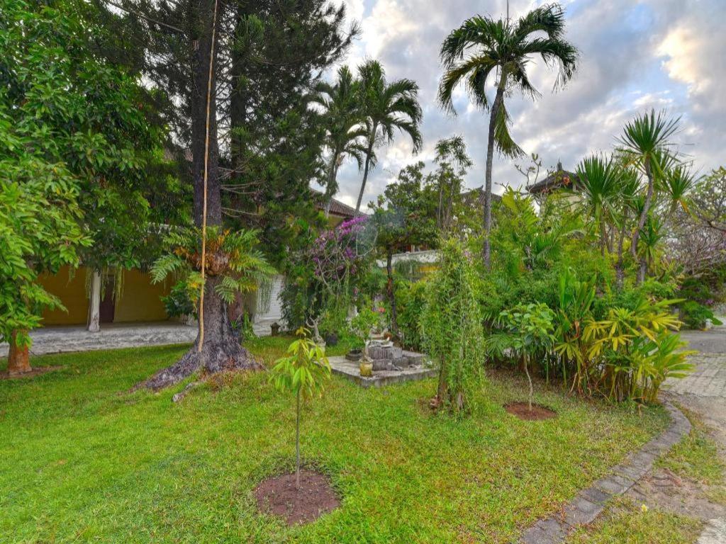 Oyo 91503 Hotel Gedong Ayu Near Sanur อูบุด ภายนอก รูปภาพ